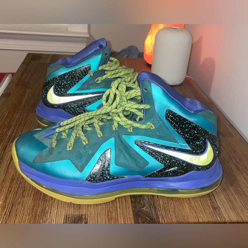 Nike LeBron 10